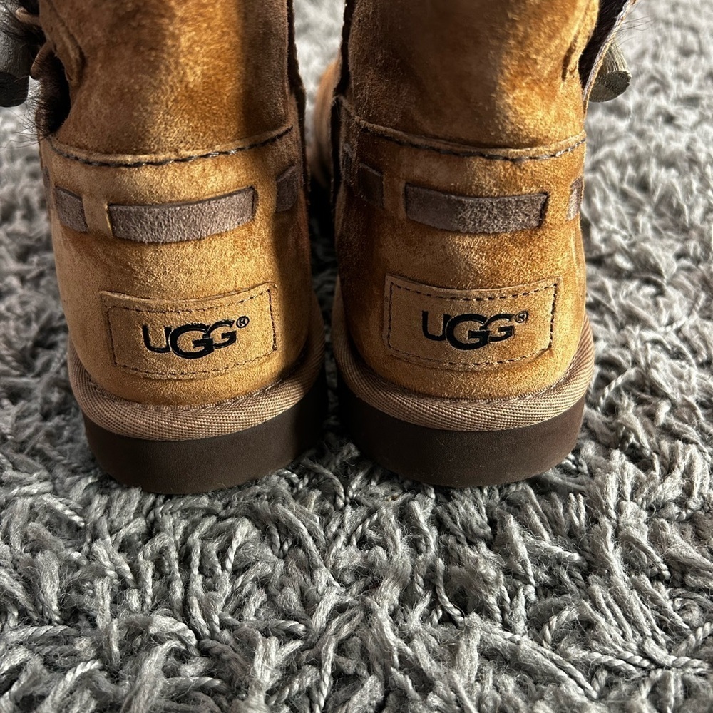 UGG Brown Suede Winter Boots Sz 6 - Picture 4 of 6